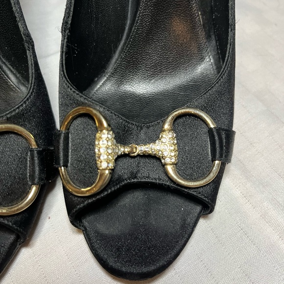 Gucci black satin, crystal horsebit peep toe pumps. - Picture 4 of 7